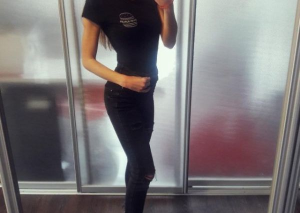 Вызвать шлюху на дом в Люберцах (Лена, 22 лет)