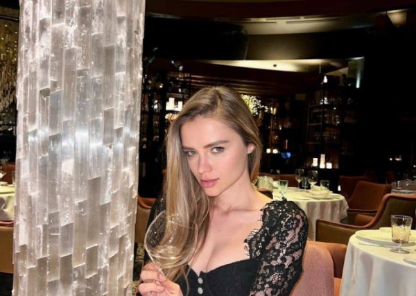 Надюша - проститутка big size