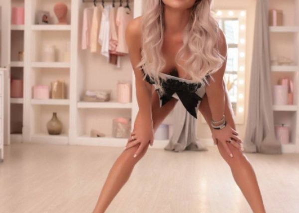 Полина, тел. 8 905 089-31-23 - шлюха по вызову