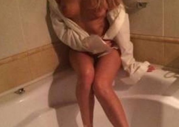 Секс негритянка Арина, от 2000 руб. в час