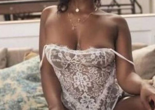 Фигуристая проститутка Даниэлла, 8 909 657-38-67, закажите онлайн