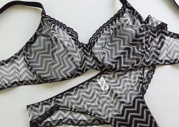 Дорогая элитная проститутка Февраль, рост: 165, вес: 54